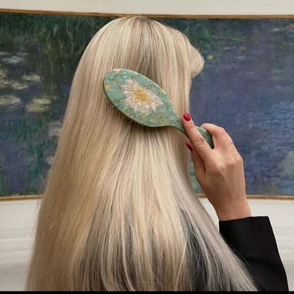 Solar Eclipse Hand-Painted Waterlily July Birthday Acetate 2-1 Daily Hair Brush - Picture 2 of 3